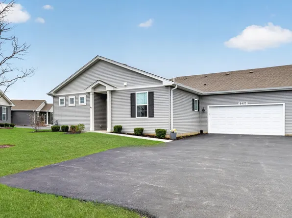 6403 Maple Gln Dr, Wonder Lake, IL 60097