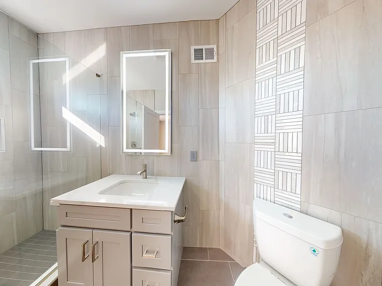 353 Boyden Ave — Photo 20