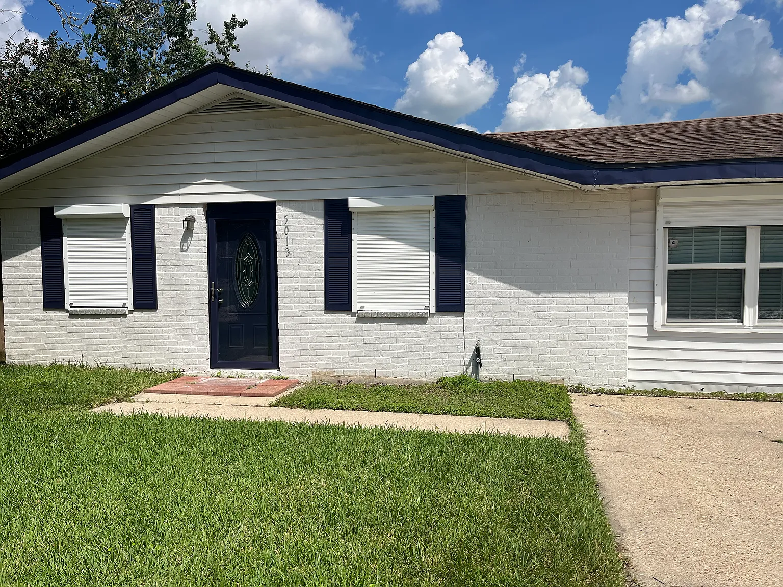 3 bed, 1275 sqft, $1,650 — Photo 2