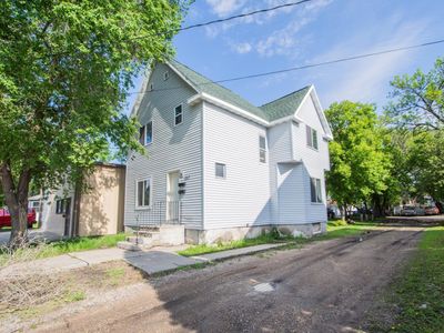 1317 1st Ave N, Fargo, ND, 58102