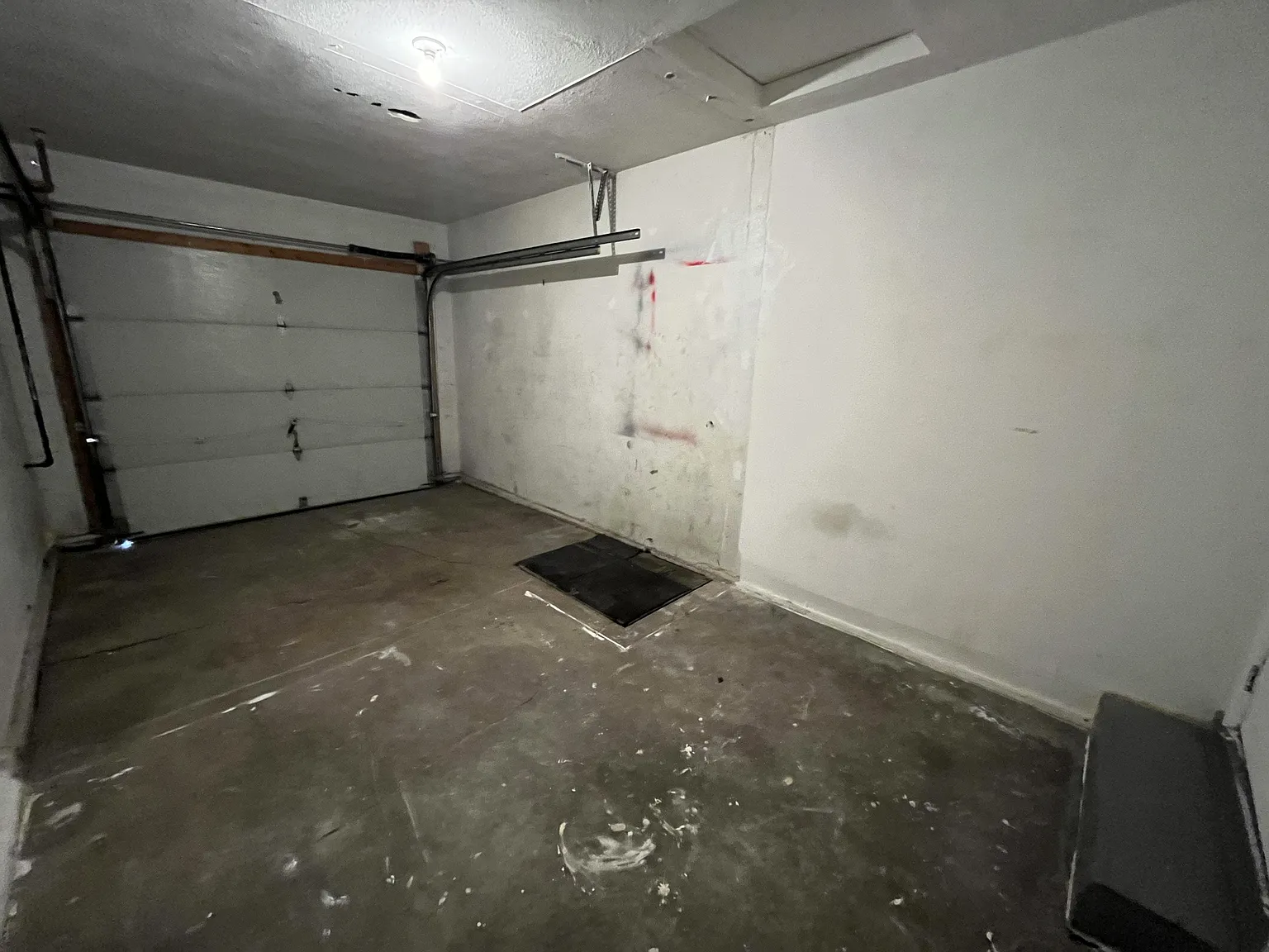 904 Sheridan Blvd - - — Photo 2