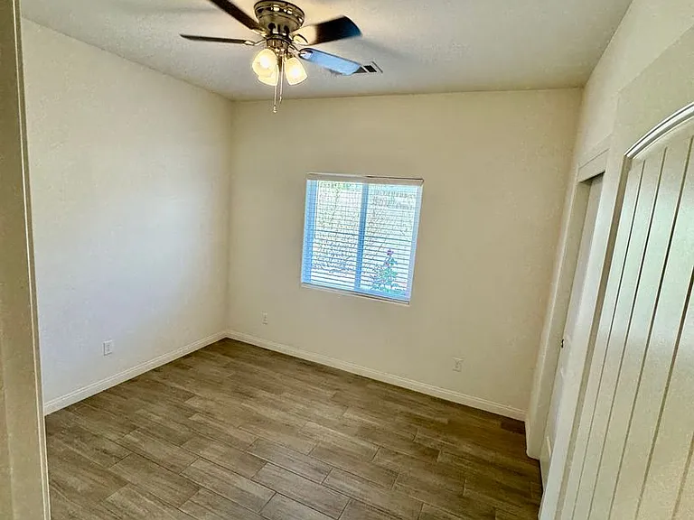 3924 Majorca Ct — Photo 16