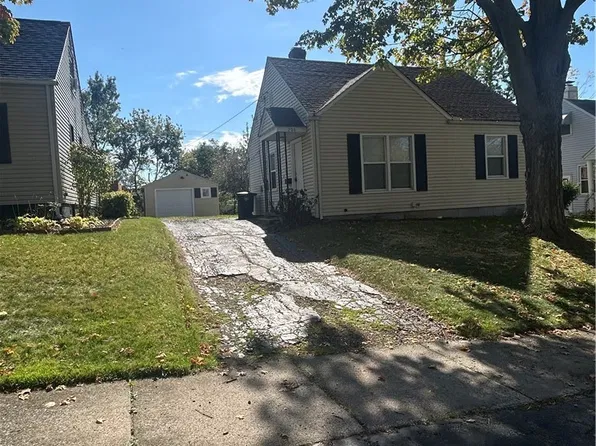 208 E Catawba Ave, Akron, OH 44301