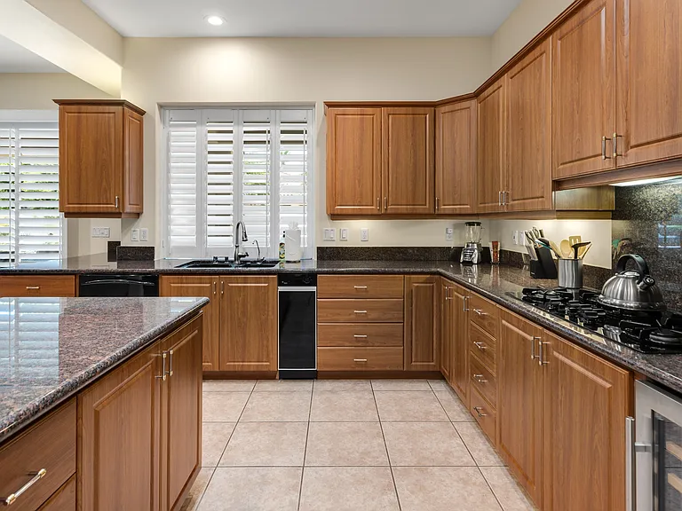 37 Abby Rd — Photo 19