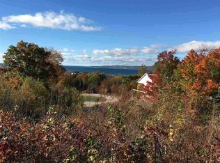 1090 Grand Rdg, Petoskey, MI 49770