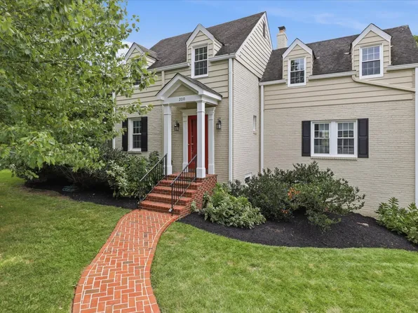 200 Pine St, Alexandria, VA 22305