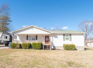 17247 Howard St, Dexter, MO 63841