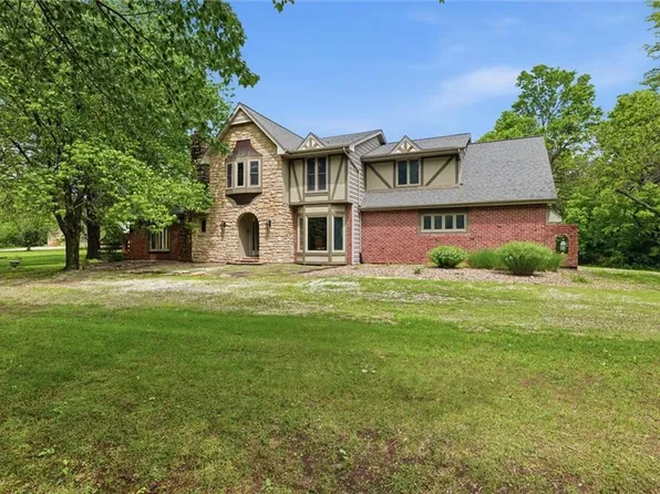 18208 E Hubach Hill Rd, Pleasant Hill, MO 64080