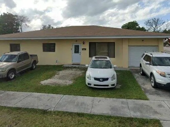 19726 SW 118th Ct, Miami, FL 33177