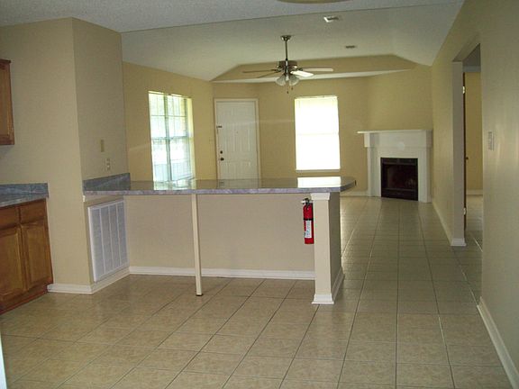 5th image of 319B Seal Ave