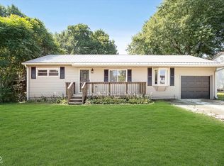 806 W State St, Veedersburg, IN 47987