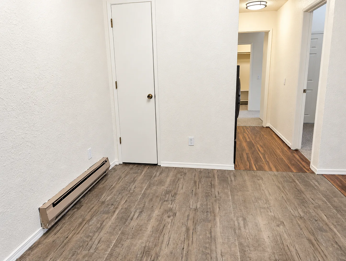 2 bed, 919 sqft, $1,795 — Photo 2