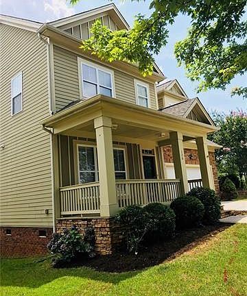 3rd image of 126 Water Oak Dr