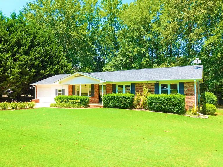 115 Konnarock Cir — Photo 4