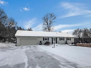 7894 Kellogg St, Clinton, NY 13323