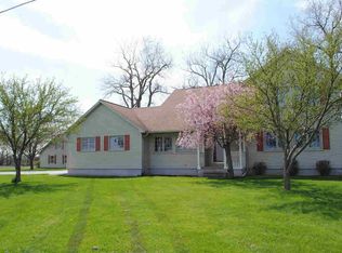 7569 Swan View Rd, Newport, MI 48166