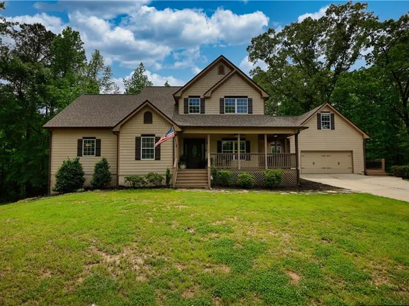 547 Ellington Rd, Oxford, GA 30054