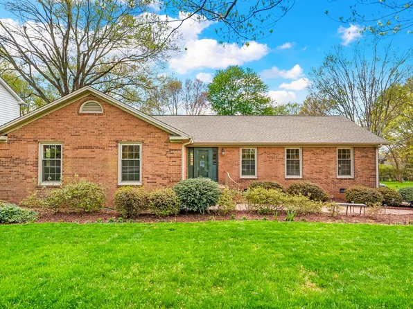 3741 Sagamore Dr, Greensboro, NC 27410