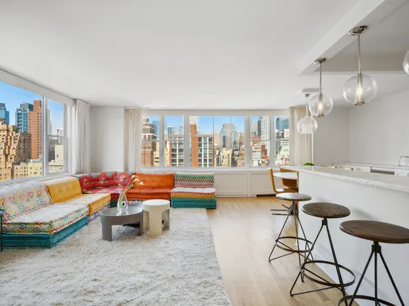 137 East 36th Street image 1 of 18