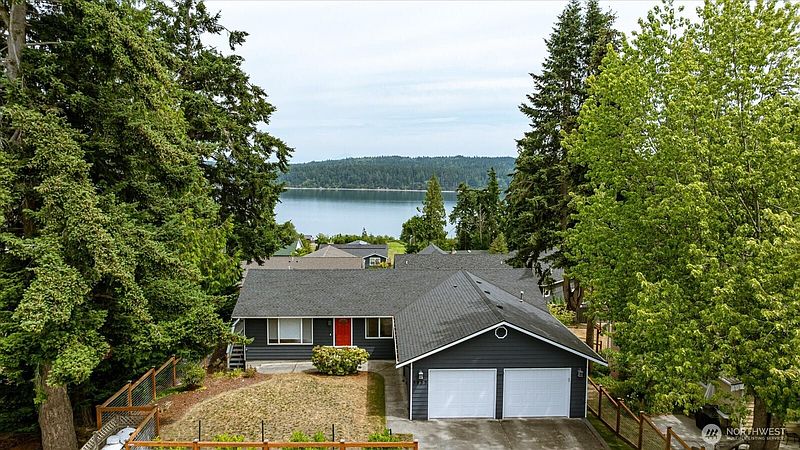 2nd image of 5055 Honeymoon Bay Road
