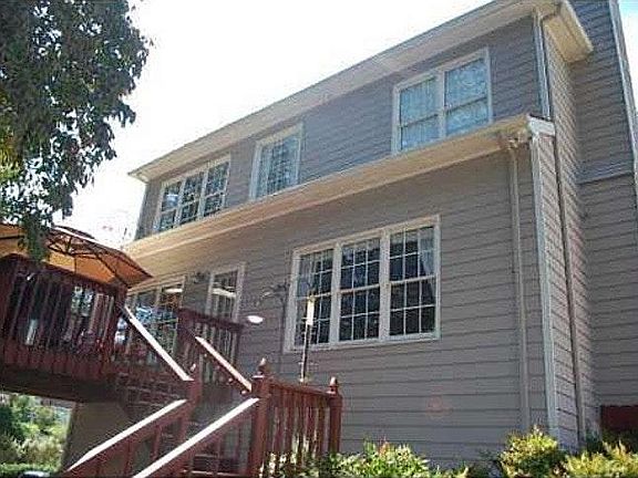 2nd image of 1555 Cheshire Ct