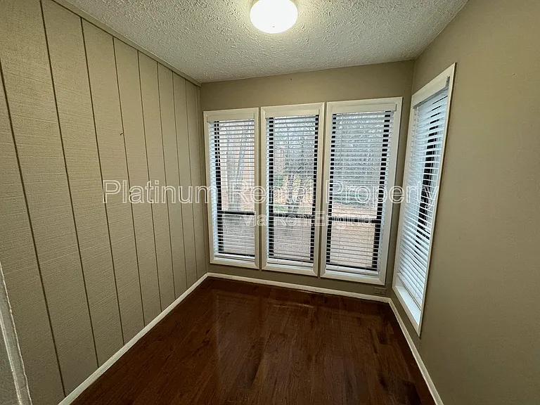 1555 Terrell Mill Pl SE #E — Photo 29