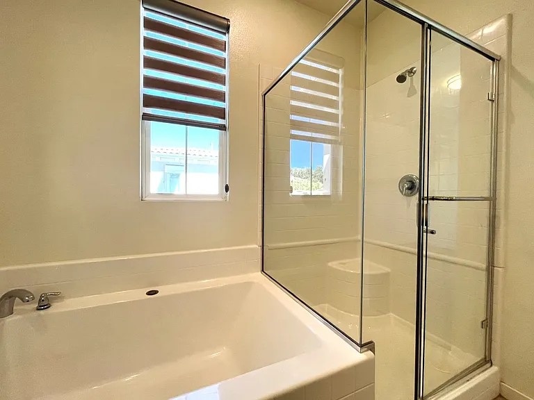 3105 Marigold Cir — Photo 25