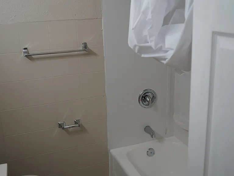 3405 Tate Ave — Photo 4