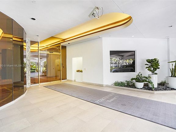 5th image of 3610 Yacht Club Dr APT 716