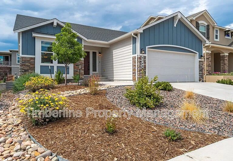 6348 Deco Dr — Photo 2