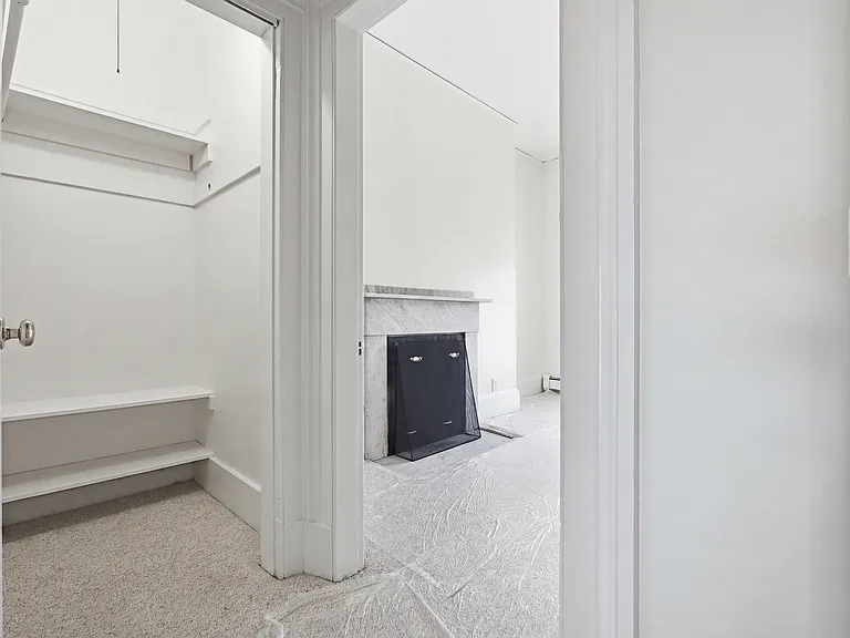 190 Beacon St #7 — Photo 13