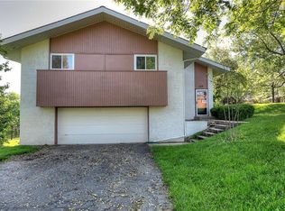 108 Nashua Rd, Liberty, MO 64068