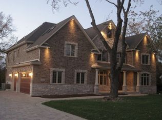 1032 Shady Ln, Lombard, IL 60148