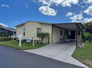 3397 Lake Overlook Pl, Lake Worth, FL 33462