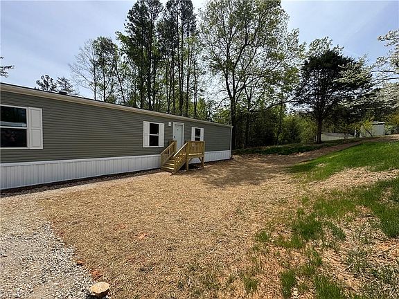 2nd image of 5787 Davis Rd