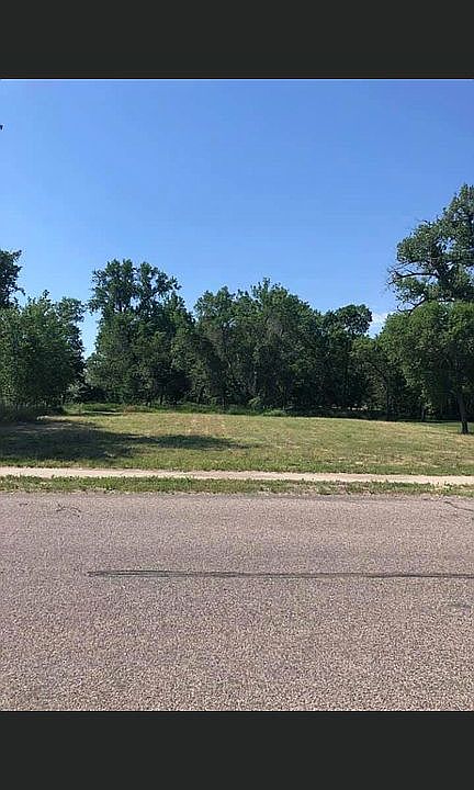 View from Rousseau Ave