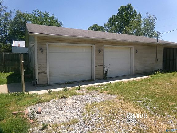 2nd image of 18 Camargo Rd