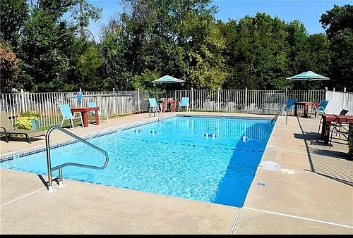 Country Grove Apartments Photo 1 Country Grove Apartments Photo 1