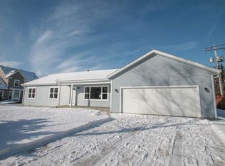 3935 Lilly Rd, Brookfield, WI 53005
