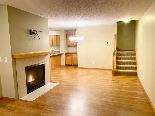 567 Vermillion Pl, Dundas, MN 55019