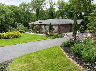 53 Iler Dr, Middletown, NJ 07748