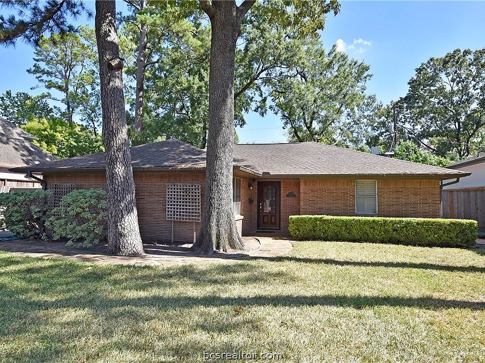 1st image of 1234 Glourie Dr