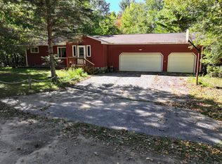 679 Bellview Rd, Eagle River, WI 54521