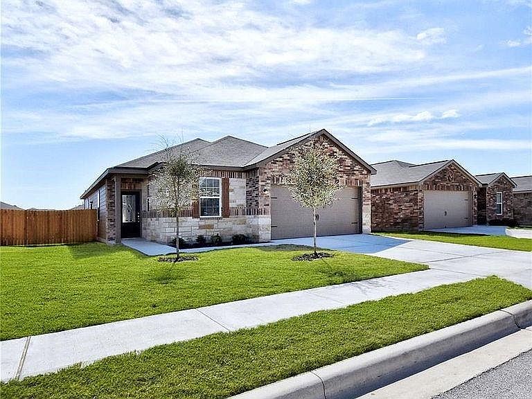 1st image of 329 Crescent Park Way