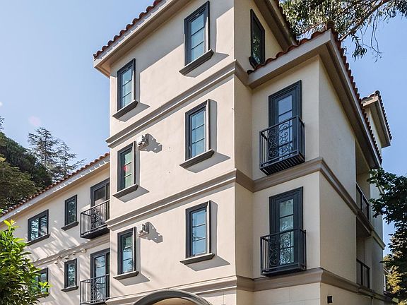 2nd image of 1509 El Camino Real #202