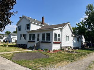 208 34th St, Bay City, MI 48708