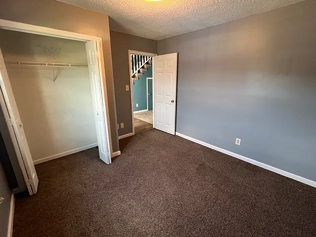 2119 Silverbrook Dr — Photo 9