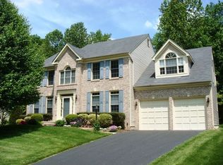 9182 Silverline Dr, Fairfax Station, VA 22039