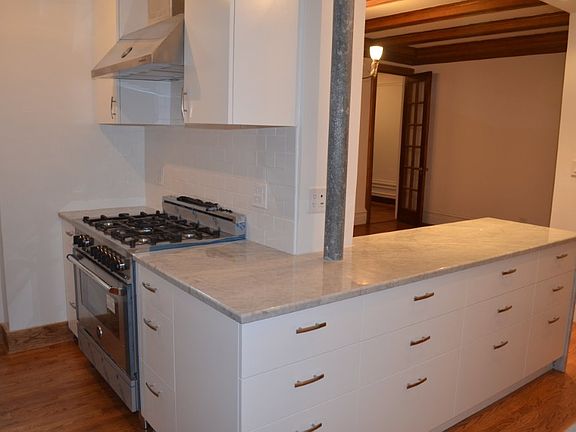 3rd image of 645 W End Ave APT 6C