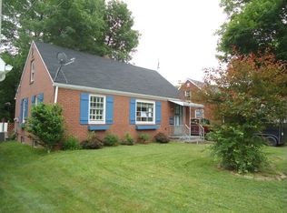 1132 Fairview Pl, Alliance, OH
